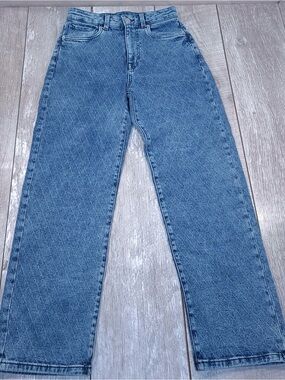Buffalo David Bitton - super high rise loose straight Jane style size 27
Diamond